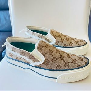 GUCCI Women’s Tennis 1977 Slip On Sneakers